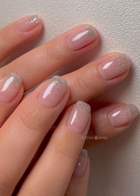 30 Simple But Chic Short Nails To Shine All Year Round
